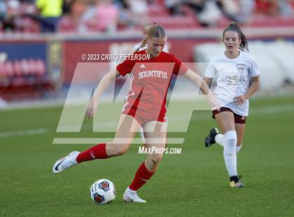 Thumbnail 3 in Bountiful vs. Maple Mountain (UHSAA 5A Final) photogallery.