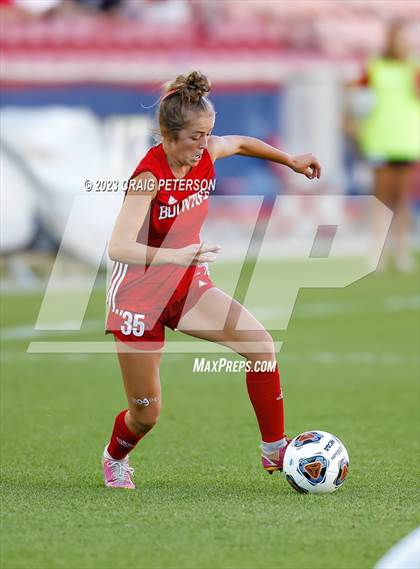 Thumbnail 3 in Bountiful vs. Maple Mountain (UHSAA 5A Final) photogallery.