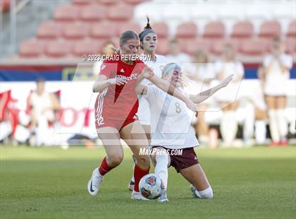 Thumbnail 2 in Bountiful vs. Maple Mountain (UHSAA 5A Final) photogallery.