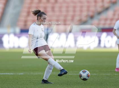 Thumbnail 2 in Bountiful vs. Maple Mountain (UHSAA 5A Final) photogallery.