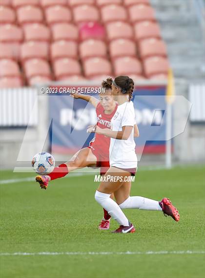 Thumbnail 1 in Bountiful vs. Maple Mountain (UHSAA 5A Final) photogallery.