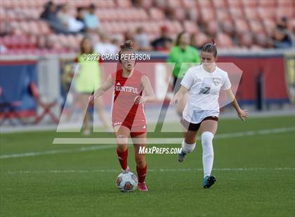Thumbnail 2 in Bountiful vs. Maple Mountain (UHSAA 5A Final) photogallery.