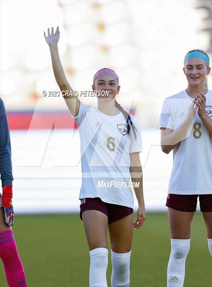 Thumbnail 1 in Bountiful vs. Maple Mountain (UHSAA 5A Final) photogallery.