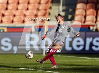 Thumbnail 3 in Bountiful vs. Maple Mountain (UHSAA 5A Final) photogallery.