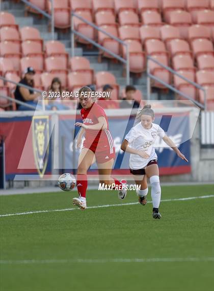 Thumbnail 1 in Bountiful vs. Maple Mountain (UHSAA 5A Final) photogallery.