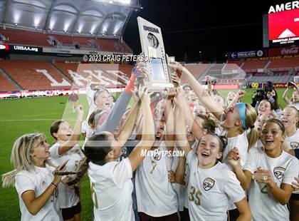 Thumbnail 3 in Bountiful vs. Maple Mountain (UHSAA 5A Final) photogallery.
