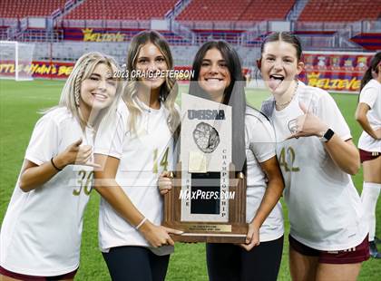 Thumbnail 3 in Bountiful vs. Maple Mountain (UHSAA 5A Final) photogallery.