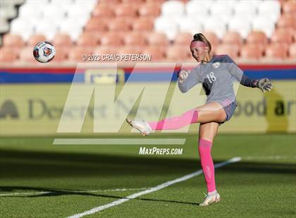 Thumbnail 3 in Bountiful vs. Maple Mountain (UHSAA 5A Final) photogallery.