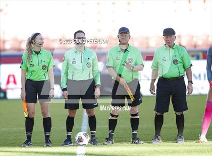 Thumbnail 2 in Bountiful vs. Maple Mountain (UHSAA 5A Final) photogallery.