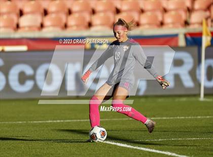 Thumbnail 1 in Bountiful vs. Maple Mountain (UHSAA 5A Final) photogallery.
