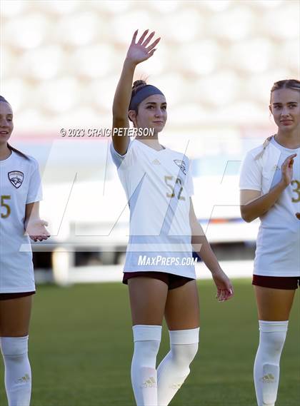Thumbnail 2 in Bountiful vs. Maple Mountain (UHSAA 5A Final) photogallery.