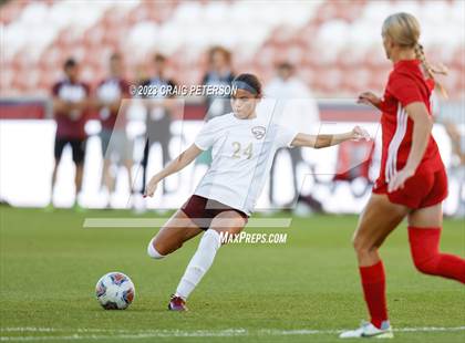 Thumbnail 1 in Bountiful vs. Maple Mountain (UHSAA 5A Final) photogallery.