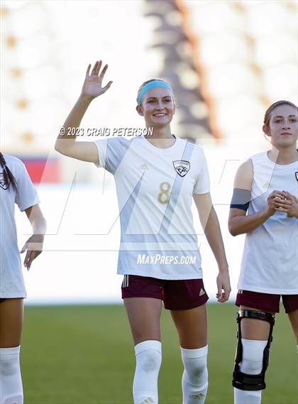 Thumbnail 2 in Bountiful vs. Maple Mountain (UHSAA 5A Final) photogallery.