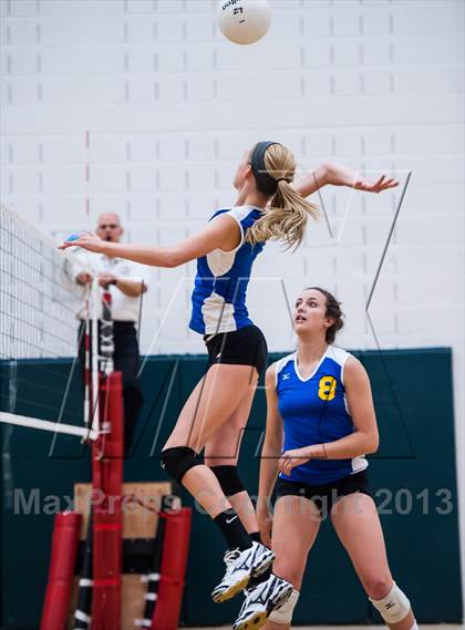 Thumbnail 1 in Rampart vs. Douglas County (Smoky Hill Buff Classic) photogallery.