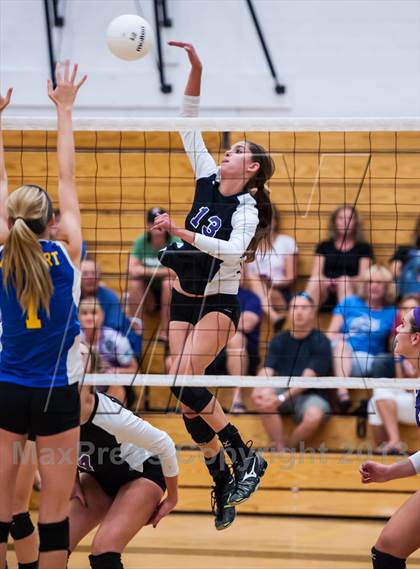 Thumbnail 3 in Rampart vs. Douglas County (Smoky Hill Buff Classic) photogallery.
