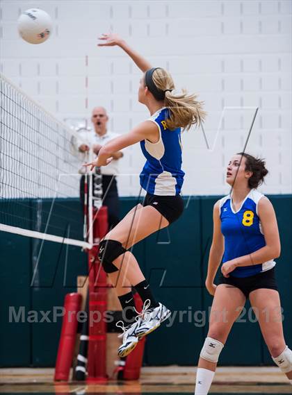 Thumbnail 2 in Rampart vs. Douglas County (Smoky Hill Buff Classic) photogallery.