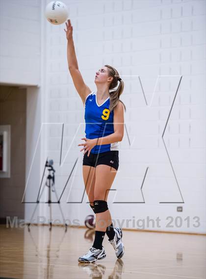 Thumbnail 2 in Rampart vs. Douglas County (Smoky Hill Buff Classic) photogallery.