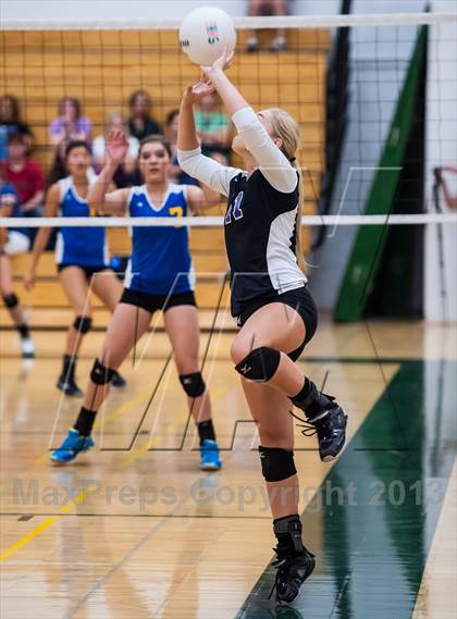 Thumbnail 1 in Rampart vs. Douglas County (Smoky Hill Buff Classic) photogallery.