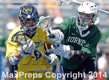 Thumbnail 3 in Fayetteville-Manlius vs. Massapequa (NYSPHSAA Class A Final) photogallery.