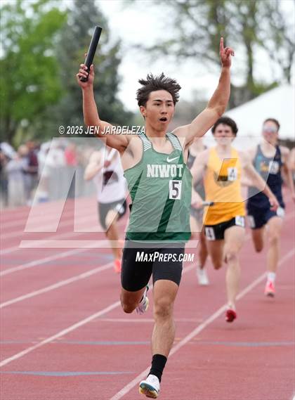 Thumbnail 3 in CHSAA Finals (4x400m Relay ) photogallery.