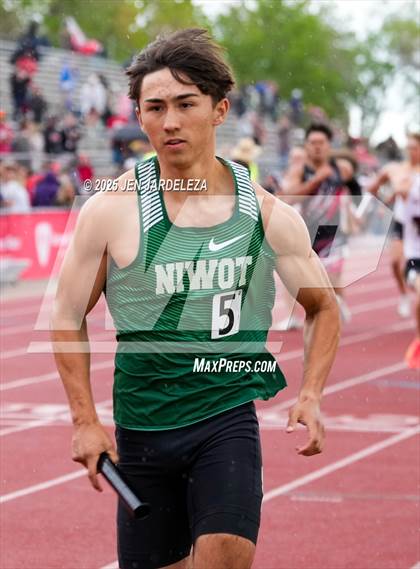 Thumbnail 1 in CHSAA Finals (4x400m Relay ) photogallery.