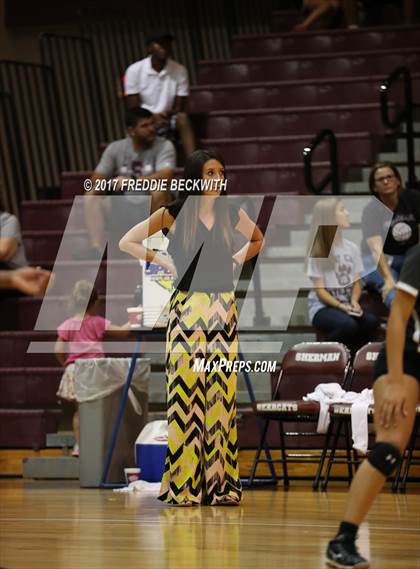 Thumbnail 3 in Sherman vs. Denison photogallery.