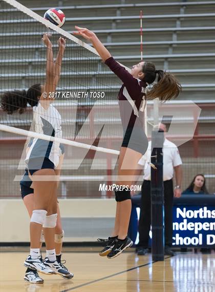 Thumbnail 1 in Marshall vs O'Connor photogallery.