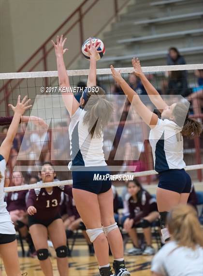 Thumbnail 2 in Marshall vs O'Connor photogallery.