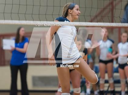 Thumbnail 1 in Marshall vs O'Connor photogallery.