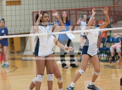 Thumbnail 2 in Marshall vs O'Connor photogallery.