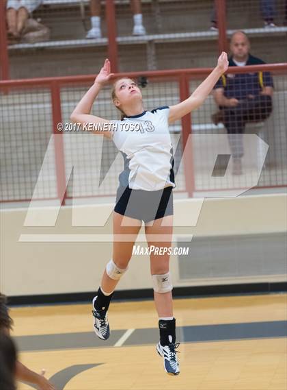 Thumbnail 1 in Marshall vs O'Connor photogallery.