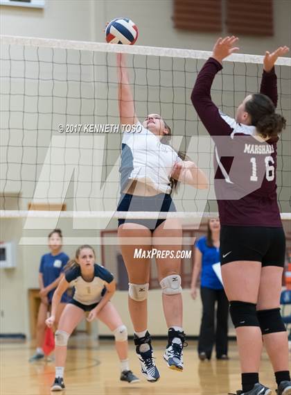 Thumbnail 3 in Marshall vs O'Connor photogallery.