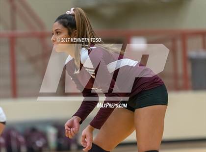 Thumbnail 3 in Marshall vs O'Connor photogallery.