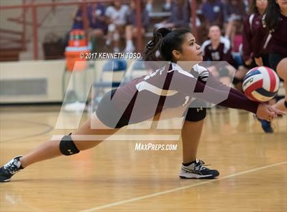 Thumbnail 1 in Marshall vs O'Connor photogallery.