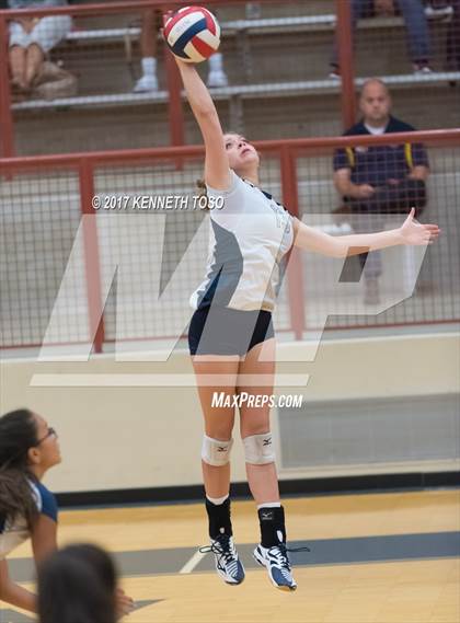 Thumbnail 2 in Marshall vs O'Connor photogallery.