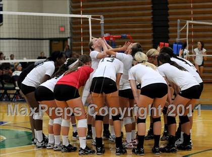 Thumbnail 1 in Vista Murrieta vs. Harvard-Westlake (Durango Fall Classic) photogallery.