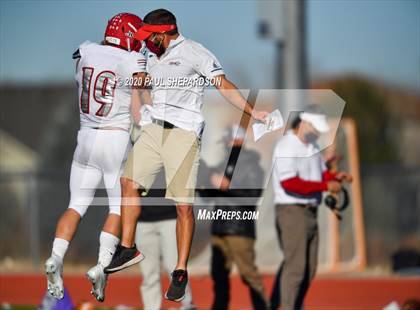 Thumbnail 3 in Durango @ Holy Family (CHSAA 3A Semifinal) photogallery.