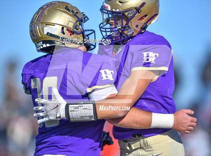Thumbnail 3 in Durango @ Holy Family (CHSAA 3A Semifinal) photogallery.