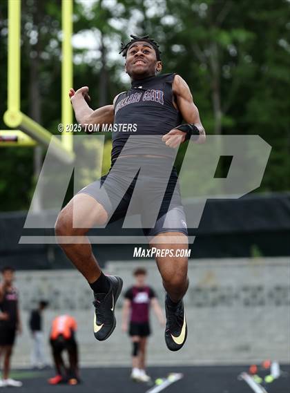 Thumbnail 3 in NCHSAA 4A West Regional (Long Jump) photogallery.