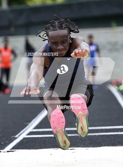 Thumbnail 2 in NCHSAA 4A West Regional (Long Jump) photogallery.