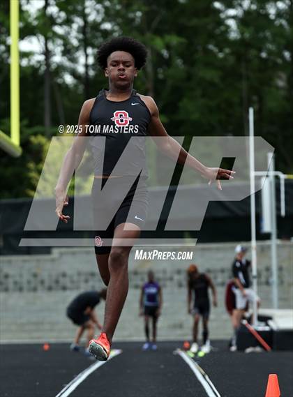 Thumbnail 2 in NCHSAA 4A West Regional (Long Jump) photogallery.