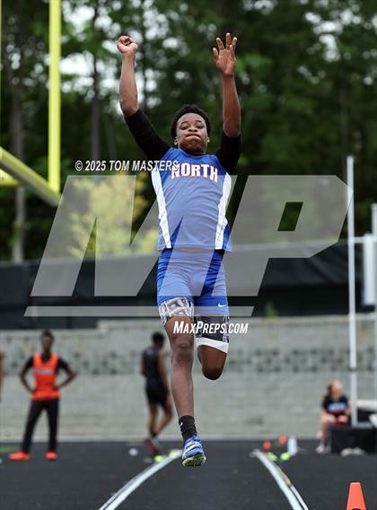 Thumbnail 2 in NCHSAA 4A West Regional (Long Jump) photogallery.