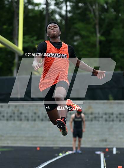Thumbnail 1 in NCHSAA 4A West Regional (Long Jump) photogallery.