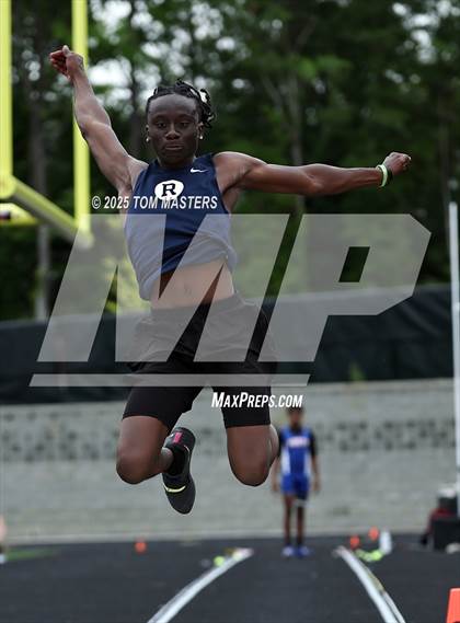 Thumbnail 2 in NCHSAA 4A West Regional (Long Jump) photogallery.