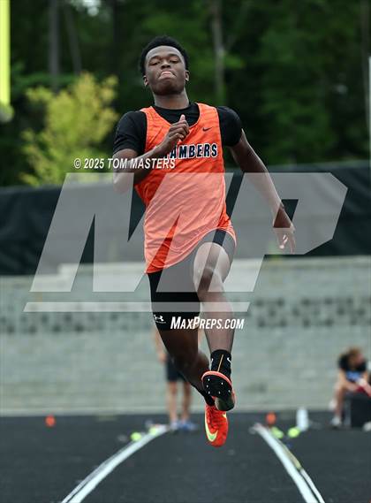 Thumbnail 3 in NCHSAA 4A West Regional (Long Jump) photogallery.