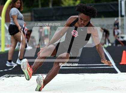 Thumbnail 1 in NCHSAA 4A West Regional (Long Jump) photogallery.