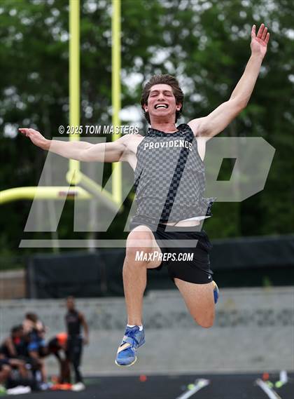 Thumbnail 1 in NCHSAA 4A West Regional (Long Jump) photogallery.
