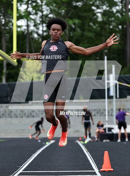 Thumbnail 1 in NCHSAA 4A West Regional (Long Jump) photogallery.