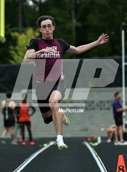 Thumbnail 3 in NCHSAA 4A West Regional (Long Jump) photogallery.