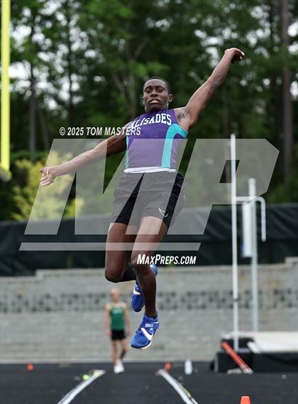 Thumbnail 1 in NCHSAA 4A West Regional (Long Jump) photogallery.